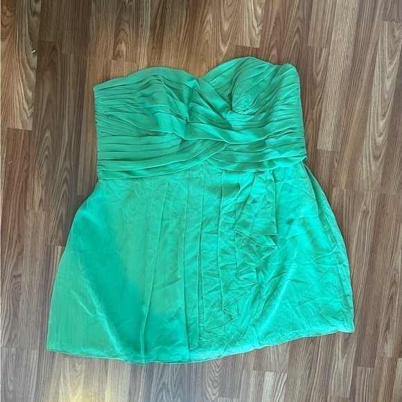 David's Bridal Clover Green Dress - Picture 2 of 16